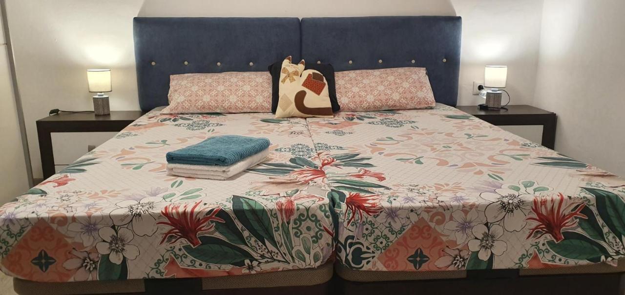 Beautiful Apartment In The Center Тарагона Екстериор снимка